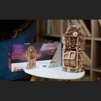 Sky Watcher. Zegar Stołowy z Tourbillonem